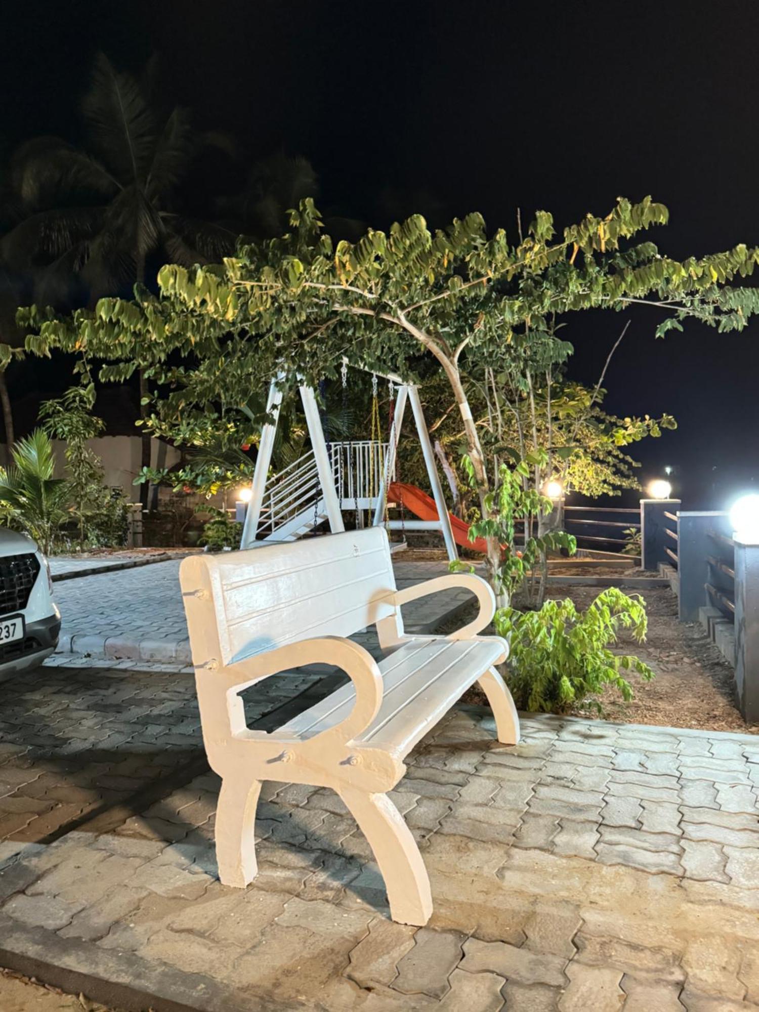 The Backwater Homestay Udupi Kültér fotó